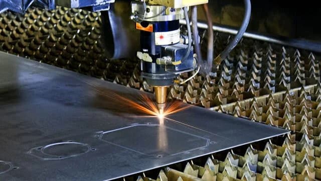 Custom plastic fabrication equipment for oil and gas industrial applications